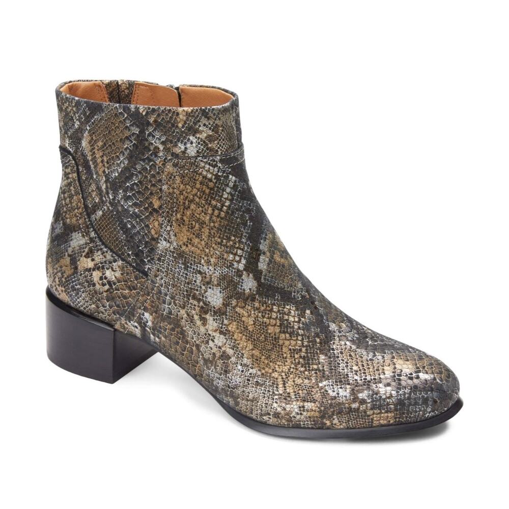 Vionic Vivien Kamryn waterproof ankle boot
